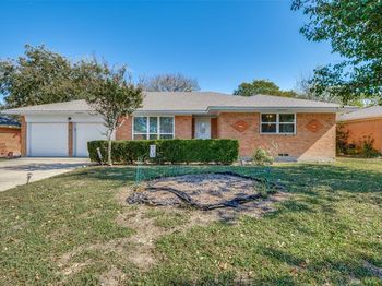 5718  Trailwood Drive 