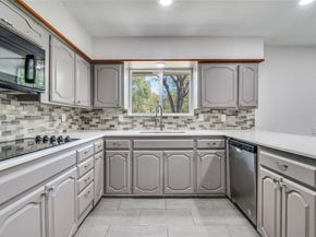 5718  Trailwood Drive , Dallas Texas 75241