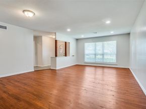 5718  Trailwood Drive , Dallas Texas 75241