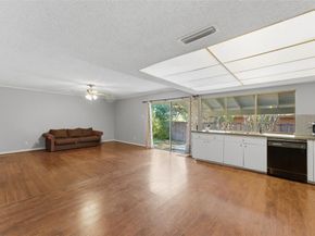 1805  Haymeadow  , Carrollton Texas 75007