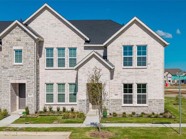 1020  Bristleleaf Way , Allen Texas 75013