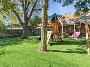 1709  Oakridge Drive , Pantego Texas 76013