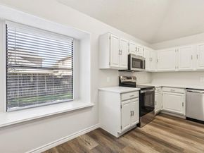 1213  Hillwood Way , Grapevine Texas 76051