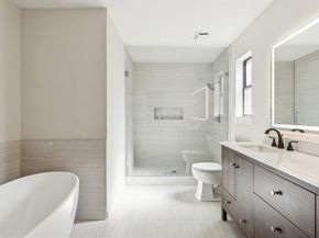 1213  Hillwood Way , Grapevine Texas 76051