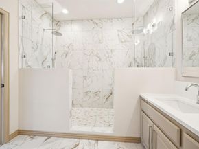 5804  Hudson Street  B, Dallas Texas 75206