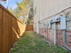 5804  Hudson Street  B, Dallas Texas 75206