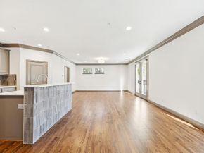 5804  Hudson Street  B, Dallas Texas 75206