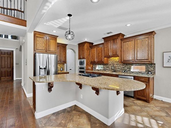 7321  Canadian Drive , Irving Texas 75039