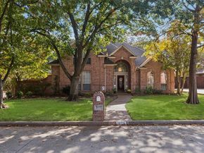 1625  Oak Creek Drive , Hurst Texas 76054