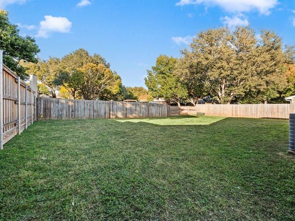 408  Moss Hill Lane , Euless Texas 76039