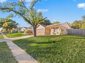 408  Moss Hill Lane , Euless Texas 76039