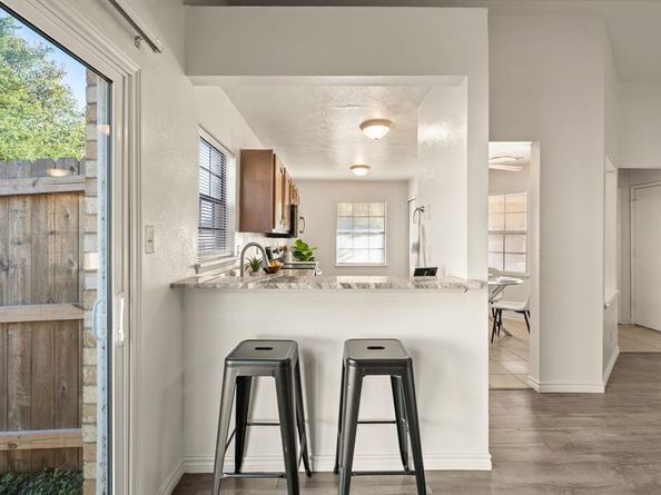 408  Moss Hill Lane , Euless Texas 76039