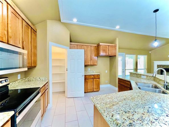 3203  Baskin Drive , Lancaster Texas 75134