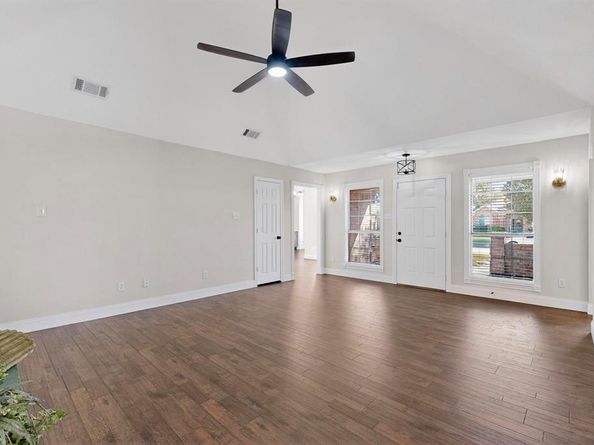 2601  Daisy Lane , Rowlett Texas 75089