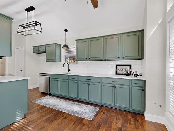 2601  Daisy Lane , Rowlett Texas 75089