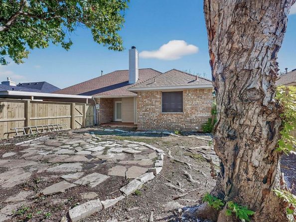 2601  Daisy Lane , Rowlett Texas 75089