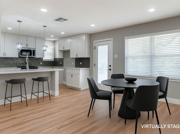 2542  Delmac Drive , Dallas Texas 75233
