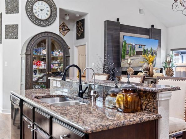 15431  Dorothy Nell Drive , Dallas Texas 75253