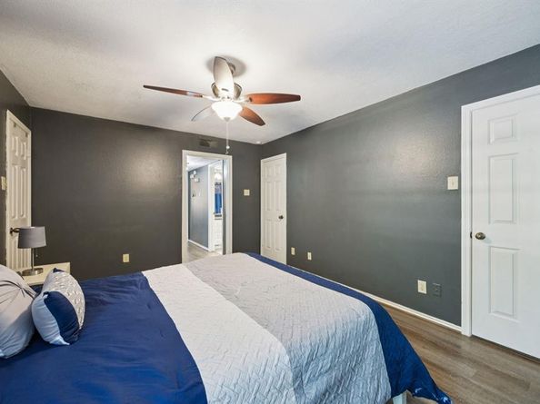 16301  Ledgemont Lane  281, Addison Texas 75001