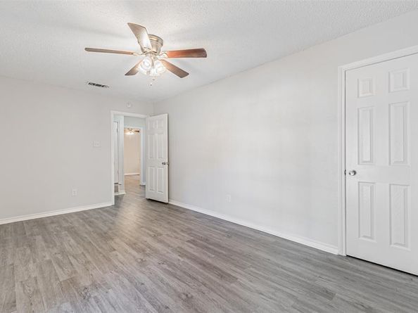 5209  Smokerise Court , Arlington Texas 76016