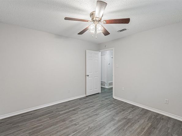 5209  Smokerise Court , Arlington Texas 76016