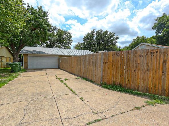 4222  Foliage Drive , Garland Texas 75043