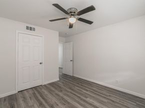400  Joanna Drive , Hurst Texas 76053