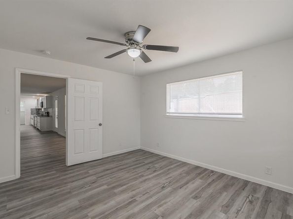 400  Joanna Drive , Hurst Texas 76053