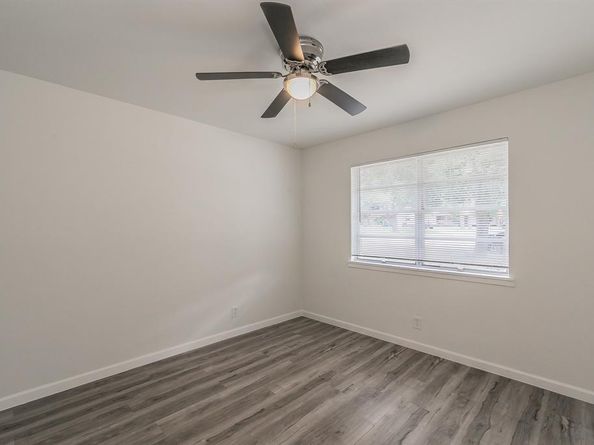 400  Joanna Drive , Hurst Texas 76053