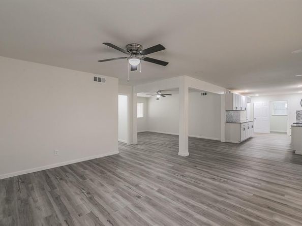 400  Joanna Drive , Hurst Texas 76053
