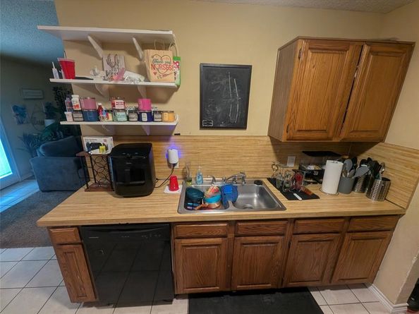 5314  Umbrella Pine Court , Arlington Texas 76018