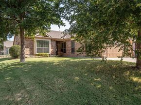 3801  Pineoak Lane , Denton Texas 76210