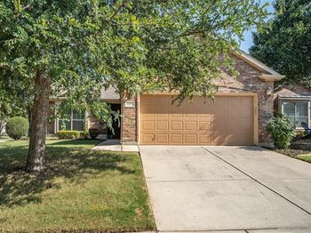 3801  Pineoak Lane 