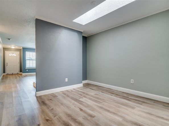 1905  Wyndemere Lane , Garland Texas 75042