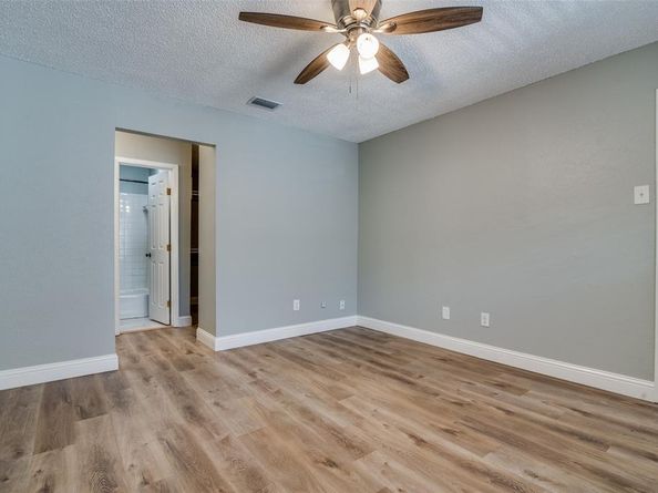 1905  Wyndemere Lane , Garland Texas 75042