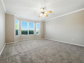 7000  Snowy Owl Street , Arlington Texas 76002