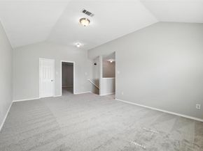 7000  Snowy Owl Street , Arlington Texas 76002