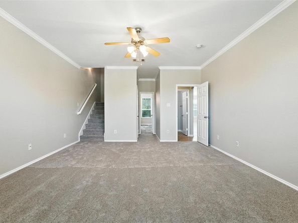 7000  Snowy Owl Street , Arlington Texas 76002