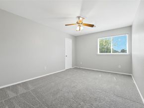 7000  Snowy Owl Street , Arlington Texas 76002