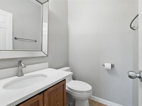 7000  Snowy Owl Street , Arlington Texas 76002