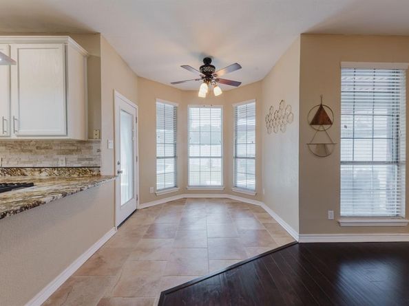 821  Quail Run Lane , Lancaster Texas 75146