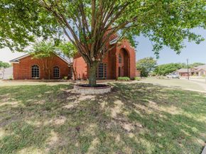 821  Quail Run Lane , Lancaster Texas 75146
