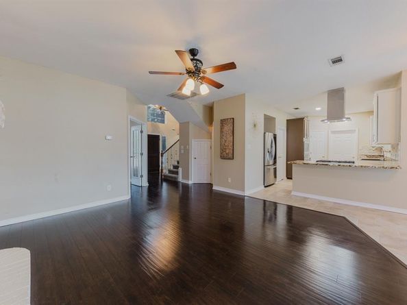 821  Quail Run Lane , Lancaster Texas 75146
