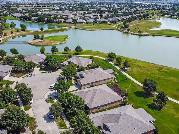 862  Carrington Greens Drive , Frisco Texas 75036