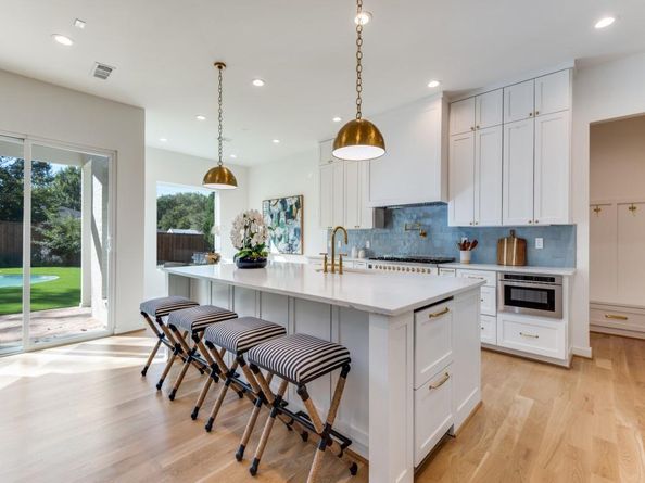 3838  Princess Lane , Dallas Texas 75229