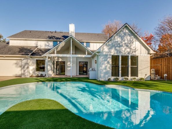 3838  Princess Lane , Dallas Texas 75229