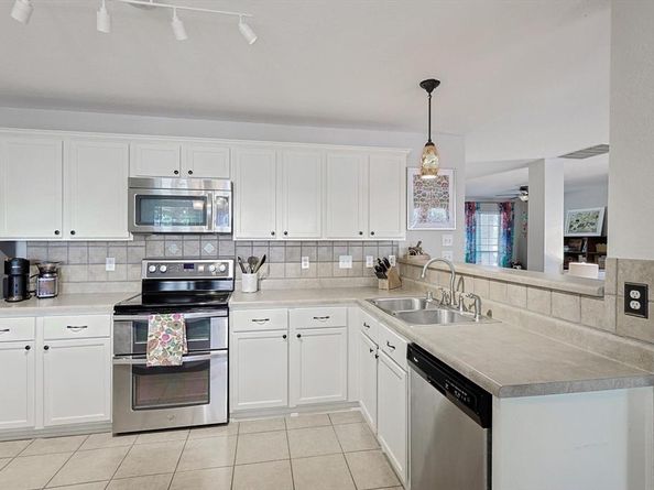 13324  Padre Avenue , Fort Worth Texas 76244