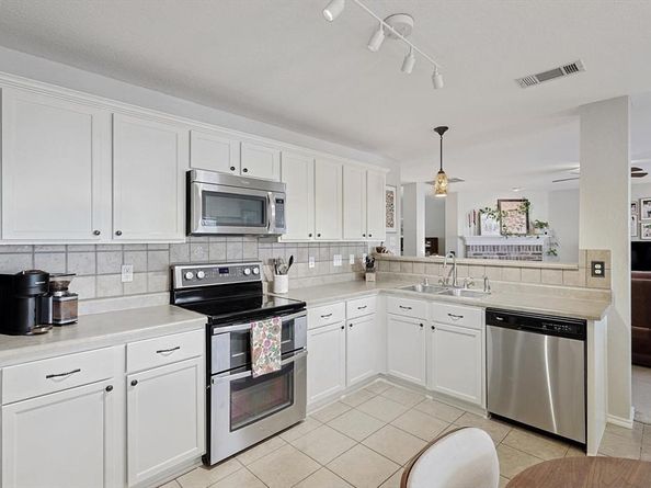 13324  Padre Avenue , Fort Worth Texas 76244