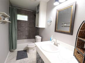 2208 N Sylvania Avenue , Fort Worth Texas 76111