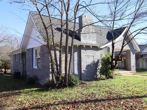 2208 N Sylvania Avenue , Fort Worth Texas 76111